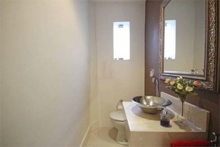 Casa à venda com 280m², 3 quartos e sem vaga