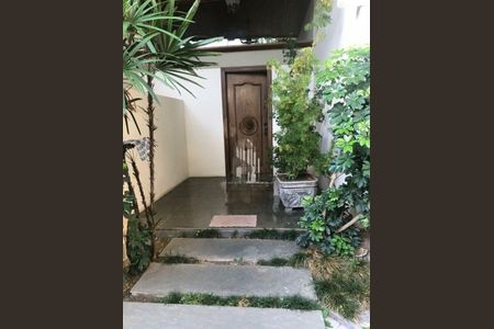 Casa à venda com 550m², 4 quartos e 4 vagas