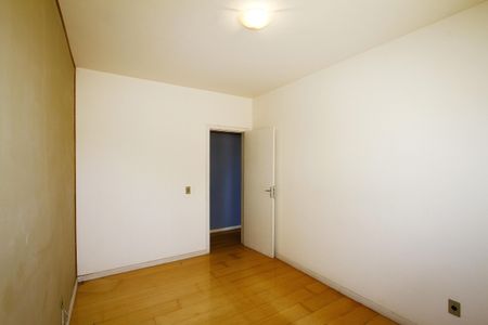 Apartamento à venda com 75m², 2 quartos e 1 vagaQuarto 2