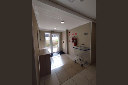 Apartamento à venda com 33m², 2 quartos e sem vaga Apartamento à venda com 33m², 2 quartos e sem vagaHall de entrada