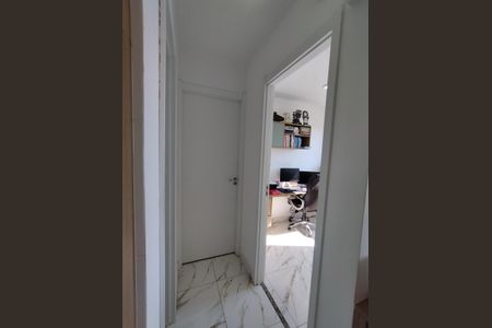 Apartamento à venda com 33m², 2 quartos e sem vaga Apartamento à venda com 33m², 2 quartos e sem vagaCorredor