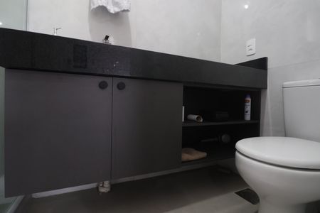 Apartamento à venda com 76m², 2 quartos e 2 vagasBanheiro