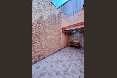 Casa à venda com 84m², 2 quartos e 1 vagaÁrea externa