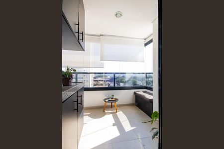 Apartamento à venda com 60m², 2 quartos e 2 vagas Apartamento à venda com 60m², 2 quartos e 2 vagasSacada