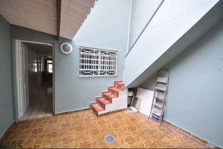 Casa à venda com 93m², 2 quartos e 1 vagaÁrea de serviço