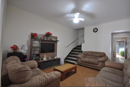 Casa à venda com 93m², 2 quartos e 1 vagaSala