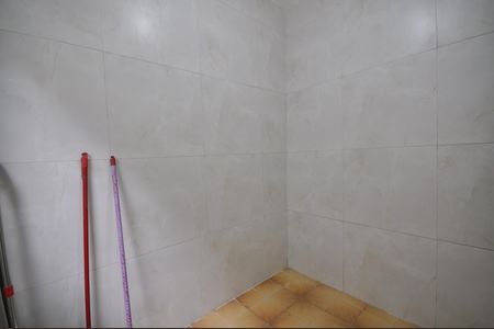 Casa à venda com 93m², 2 quartos e 1 vagaQuarto de serviço