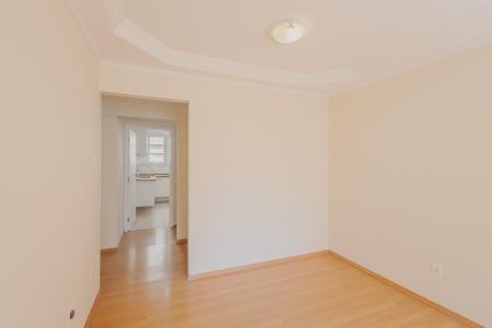 Apartamento à venda com 72m², 2 quartos e 1 vagaSala