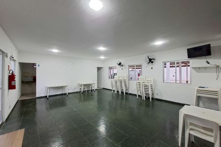 Apartamento para alugar com 52m², 2 quartos e 1 vaga Apartamento para alugar com 52m², 2 quartos e 1 vagaÁrea comum - Salão de festas