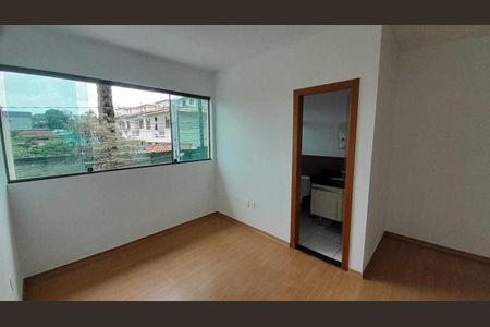 Casa à venda com 2 quartos, 108m² em Vila Paquetá, Belo Horizonte