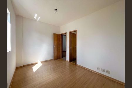 Apartamento à venda com 70m², 2 quartos e 2 vagas