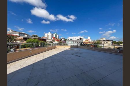 Apartamento à venda com 70m², 2 quartos e 2 vagas