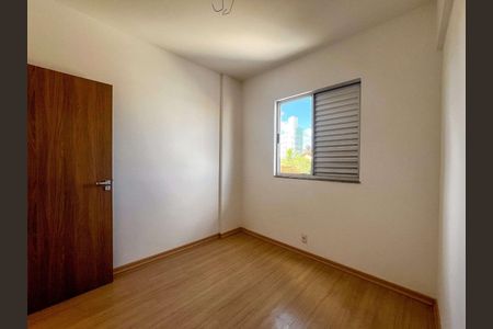 Apartamento à venda com 70m², 2 quartos e 2 vagas