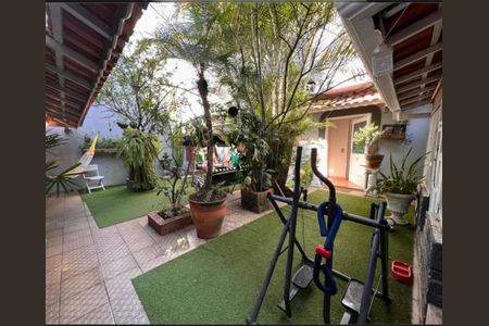 Casa à venda com 3 quartos, 332m² em Jardim Europa, São Paulo