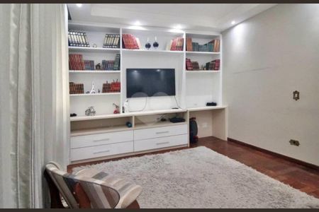 Casa à venda com 3 quartos, 332m² em Jardim Europa, São Paulo