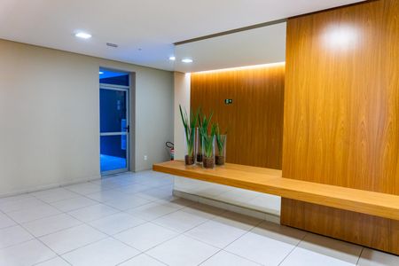 Apartamento à venda com 50m², 2 quartos e 1 vaga Apartamento à venda com 50m², 2 quartos e 1 vagaHall social