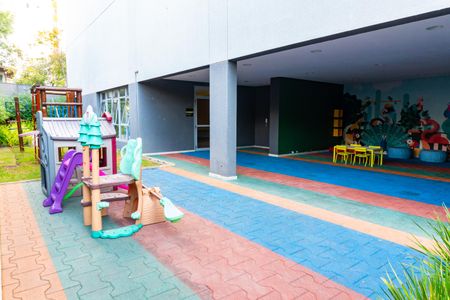 Apartamento à venda com 50m², 2 quartos e 1 vaga Apartamento à venda com 50m², 2 quartos e 1 vagaÁrea comum - Playground