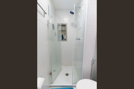 Apartamento à venda com 50m², 2 quartos e 1 vaga Apartamento à venda com 50m², 2 quartos e 1 vagaBanheiro Social