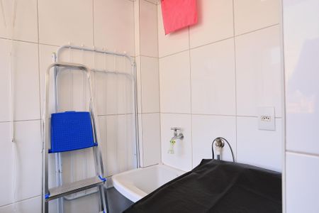 Apartamento à venda com 74m², 3 quartos e 2 vagas Apartamento à venda com 74m², 3 quartos e 2 vagasCozinha e Área de Serviço