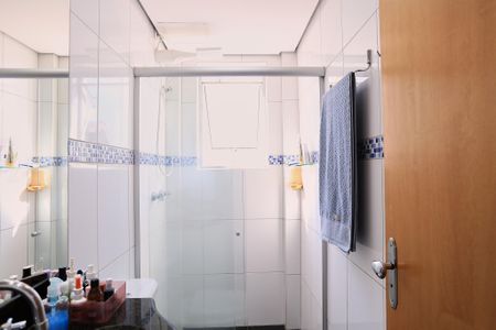 Apartamento à venda com 74m², 3 quartos e 2 vagas Apartamento à venda com 74m², 3 quartos e 2 vagasBanheiro da Suíte