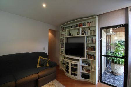 Apartamento à venda com 224m², 5 quartos e 3 vagasQuarto 1