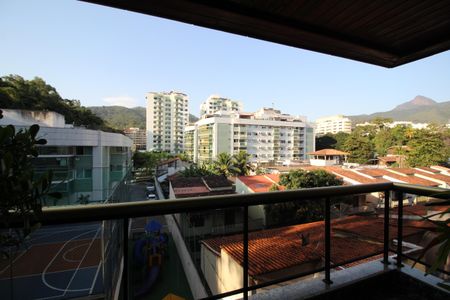 Apartamento à venda com 224m², 5 quartos e 3 vagasQuarto 4 - Vista