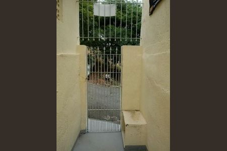 Casa à venda com 1 quarto, 65m² em Vila Paulistania, São Paulo