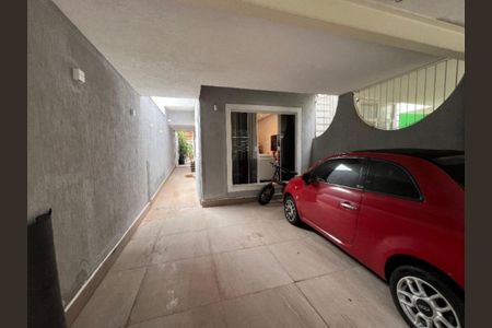 Casa à venda com 300m², 3 quartos e 2 vagas Casa à venda com 300m², 3 quartos e 2 vagasFoto 03