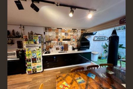 Casa à venda com 300m², 3 quartos e 2 vagas Casa à venda com 300m², 3 quartos e 2 vagasFoto 15
