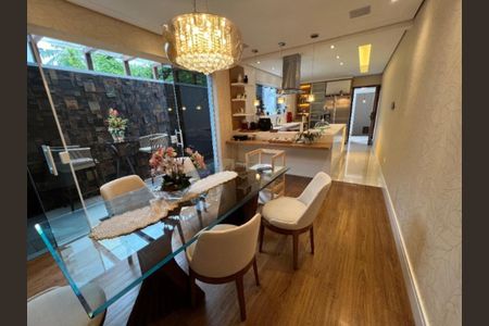 Foto 12 de casa à venda com 3 quartos, 300m² em Vila Mascote, São Paulo