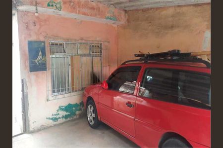 Casa à venda com 1 quarto, 140m² em Utinga, Santo André