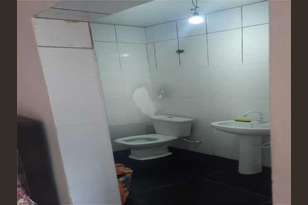 Casa à venda com 1 quarto, 140m² em Utinga, Santo André