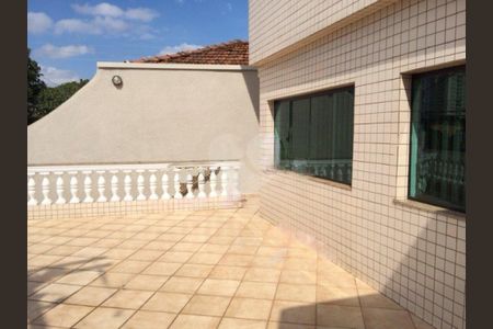 Casa à venda com 4 quartos, 210m² em Vila Nair, São Paulo