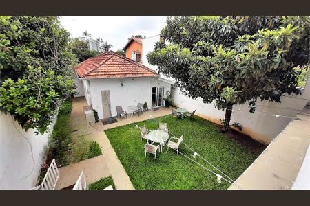Casa à venda com 180m², 3 quartos e 4 vagas