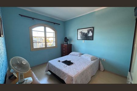 Casa à venda com 198m², 3 quartos e 2 vagas Casa à venda com 198m², 3 quartos e 2 vagasQuarto 2