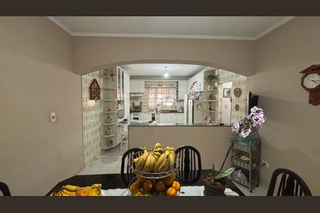 Casa à venda com 198m², 3 quartos e 2 vagas Casa à venda com 198m², 3 quartos e 2 vagasCozinha