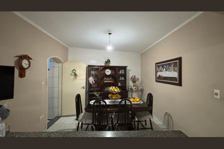 Casa à venda com 198m², 3 quartos e 2 vagas Casa à venda com 198m², 3 quartos e 2 vagasCozinha