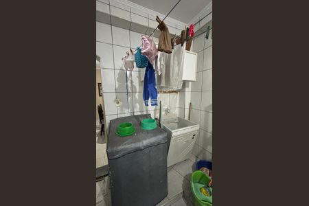 Casa à venda com 198m², 3 quartos e 2 vagas Casa à venda com 198m², 3 quartos e 2 vagasÁrea de Serviço