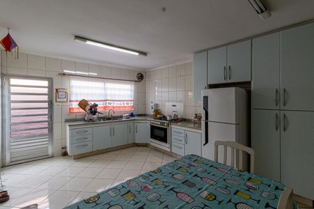 Casa à venda com 160m², 3 quartos e 3 vagas Casa à venda com 160m², 3 quartos e 3 vagasCozinha