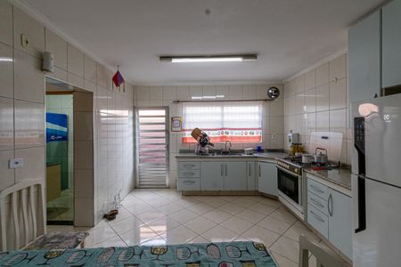 Casa à venda com 160m², 3 quartos e 3 vagas Casa à venda com 160m², 3 quartos e 3 vagasCozinha