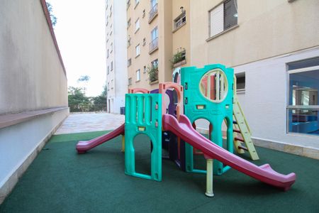 Apartamento à venda com 70m², 3 quartos e 2 vagas Apartamento à venda com 70m², 3 quartos e 2 vagasÁrea comum - Playground