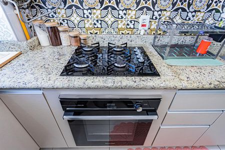 Apartamento à venda com 43m², 2 quartos e 1 vaga Apartamento à venda com 43m², 2 quartos e 1 vagaCozinha e Área de Serviço