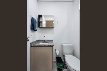 Studio para alugar com 26m², 1 quarto e 1 vaga Studio para alugar com 26m², 1 quarto e 1 vagaBanheiro