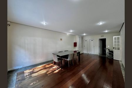 Apartamento para alugar com 100m², 3 quartos e 1 vaga Apartamento para alugar com 100m², 3 quartos e 1 vagaSalão de Festas