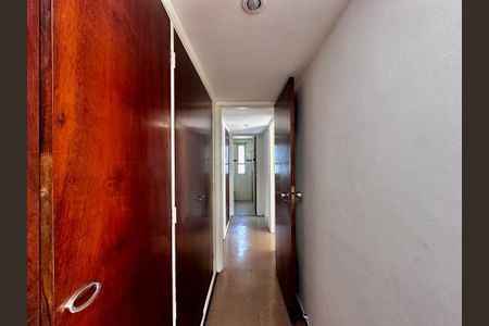 Apartamento para alugar com 100m², 3 quartos e 1 vaga Apartamento para alugar com 100m², 3 quartos e 1 vagaCloset Suíte