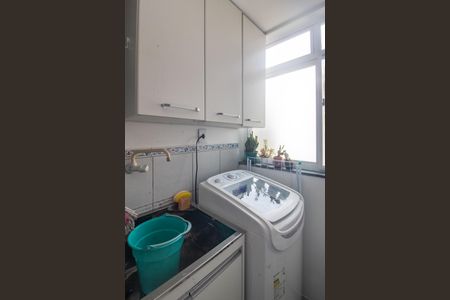 Apartamento à venda com 64m², 2 quartos e 1 vaga Apartamento à venda com 64m², 2 quartos e 1 vagaÁrea de Serviço
