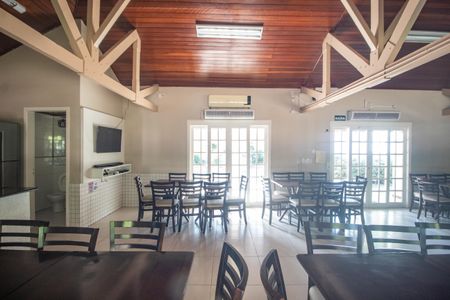 Apartamento à venda com 64m², 2 quartos e 1 vaga Apartamento à venda com 64m², 2 quartos e 1 vagaÁrea comum - Salão de festas