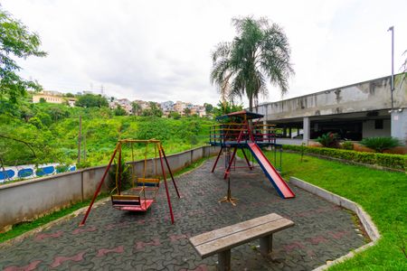 Apartamento para alugar com 50m², 2 quartos e 1 vaga Apartamento para alugar com 50m², 2 quartos e 1 vagaÁrea Comum - Playground