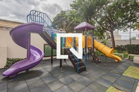 Apartamento à venda com 53m², 2 quartos e 1 vaga Apartamento à venda com 53m², 2 quartos e 1 vagaÁrea comum - Playground