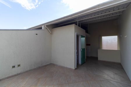 Casa de condomínio à venda com 112m², 2 quartos e 2 vagas Casa de condomínio à venda com 112m², 2 quartos e 2 vagasTerraço